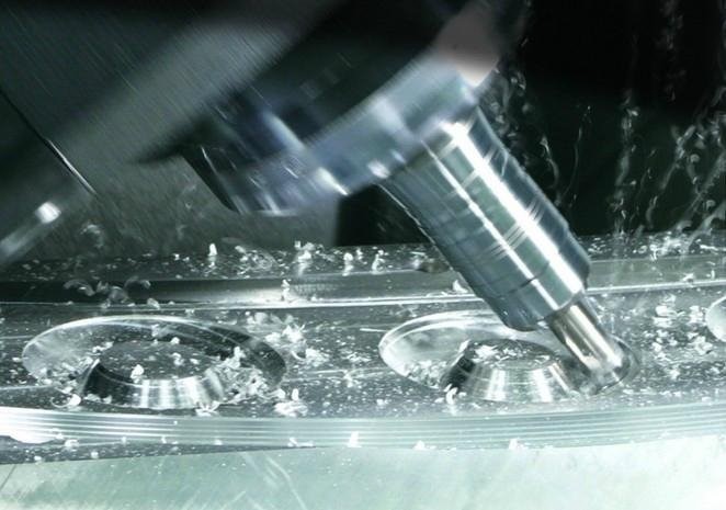 CNC數控車床的應用2.jpg CNC數控車床的應用2.jpg